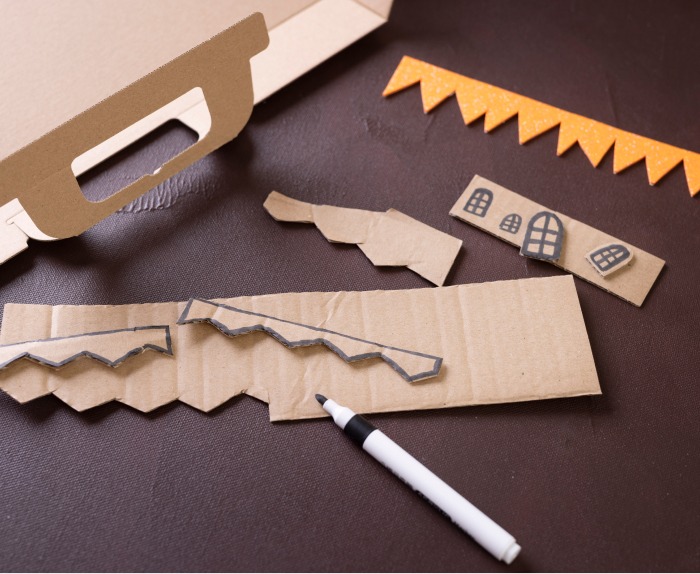 Brug emballage til Halloween pynt