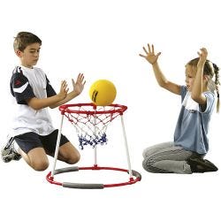 Gulvbasketball med bold
