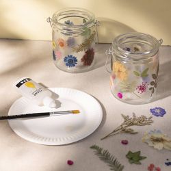 Tørrede blomster og blade