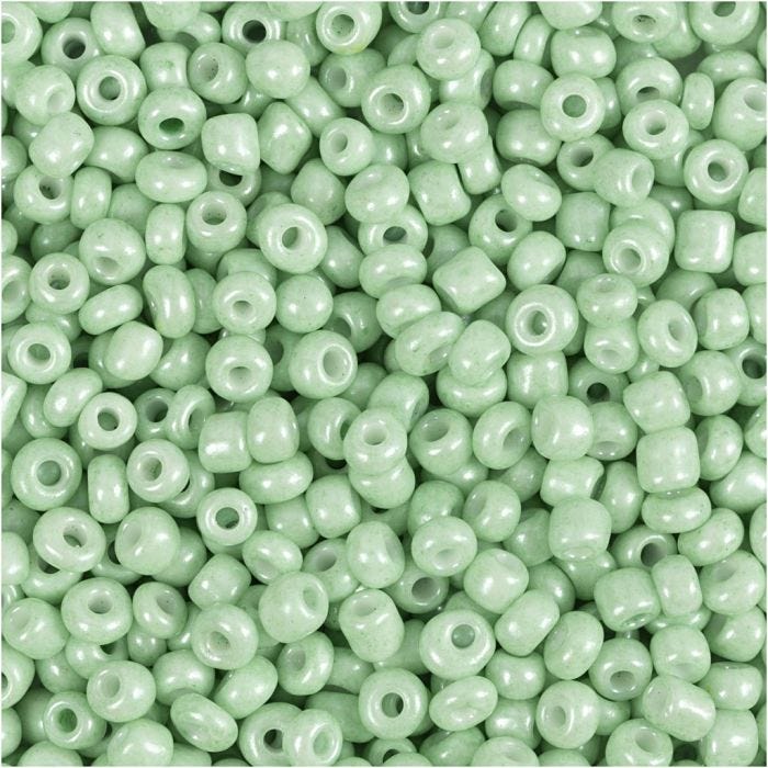 Rocaiperler, diam. 3 mm, str. 8/0, hulstr. 0,6-1,0 mm, lys grøn, 25 g/ 1 pk.
