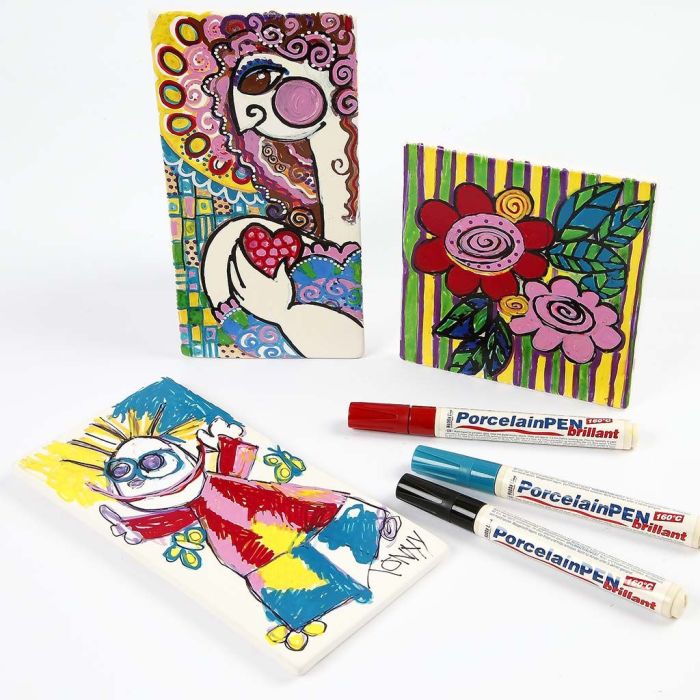 Brilliant tusch på terracotta