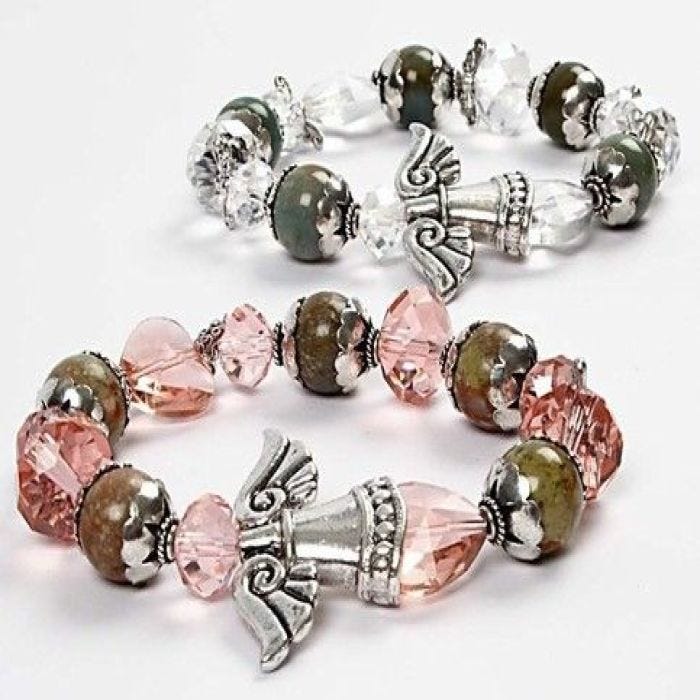 Armbånd med engel og facetperler