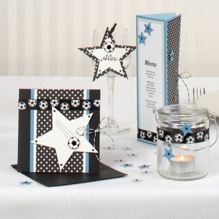 Fodbold på kort som indbydelse eller gratulation