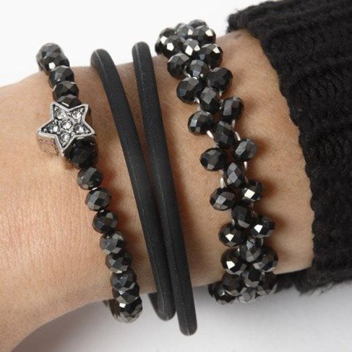 Armbånd af facetperler - pyntet med Fashion Link
