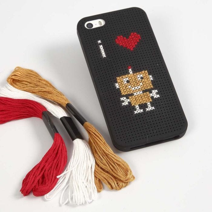 Mobilcover med broderi