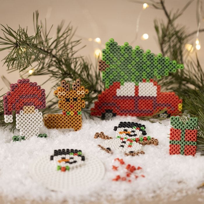 Julemotiver af BioBeads rørperler