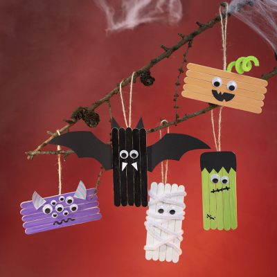 Halloweenophæng af ispinde