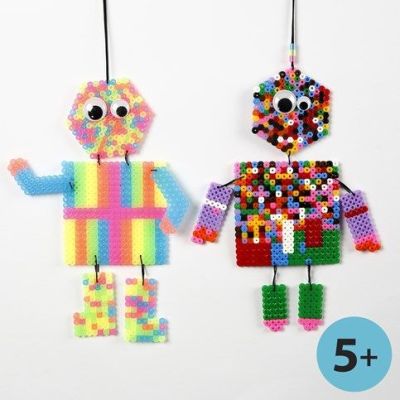 Figurer af r&oslash;rperler, lavet p&aring; perleplade