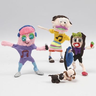 Fantasifulde figurer af bonzaitr&aring;d, stanniol og Silk Clay