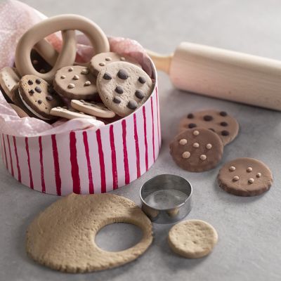 Sm&aring;kager til legek&oslash;kkenet af Silk Clay 