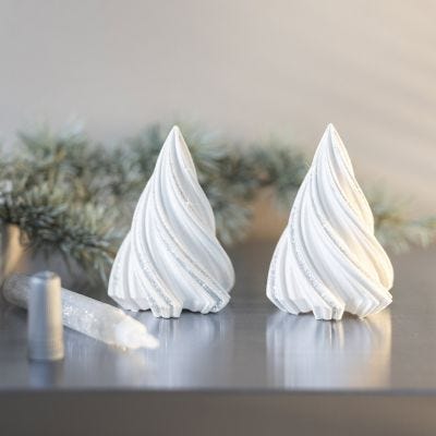 Juletræer støbt i resin støbemix