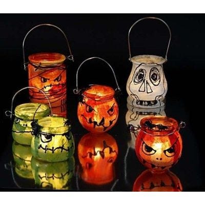 Halloween lanterner dekoreret med silkepapir og vinduesmaling