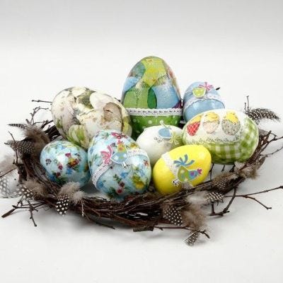 Påskeæg af styropor dekoreret med servietdecoupage