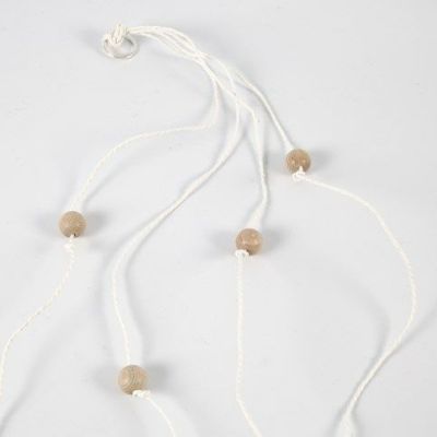 Ampel af papirgarn til svævende hylde