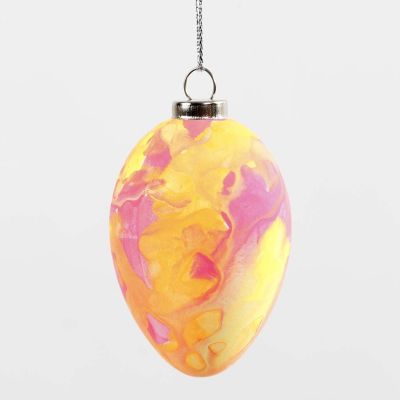 Påskeæg malet med vandfarver til ophæng