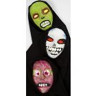 Halloween masker af papmaché dekoreret med akrylmaling og puff medium