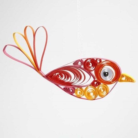 Papirfugl lavet med quilling papir