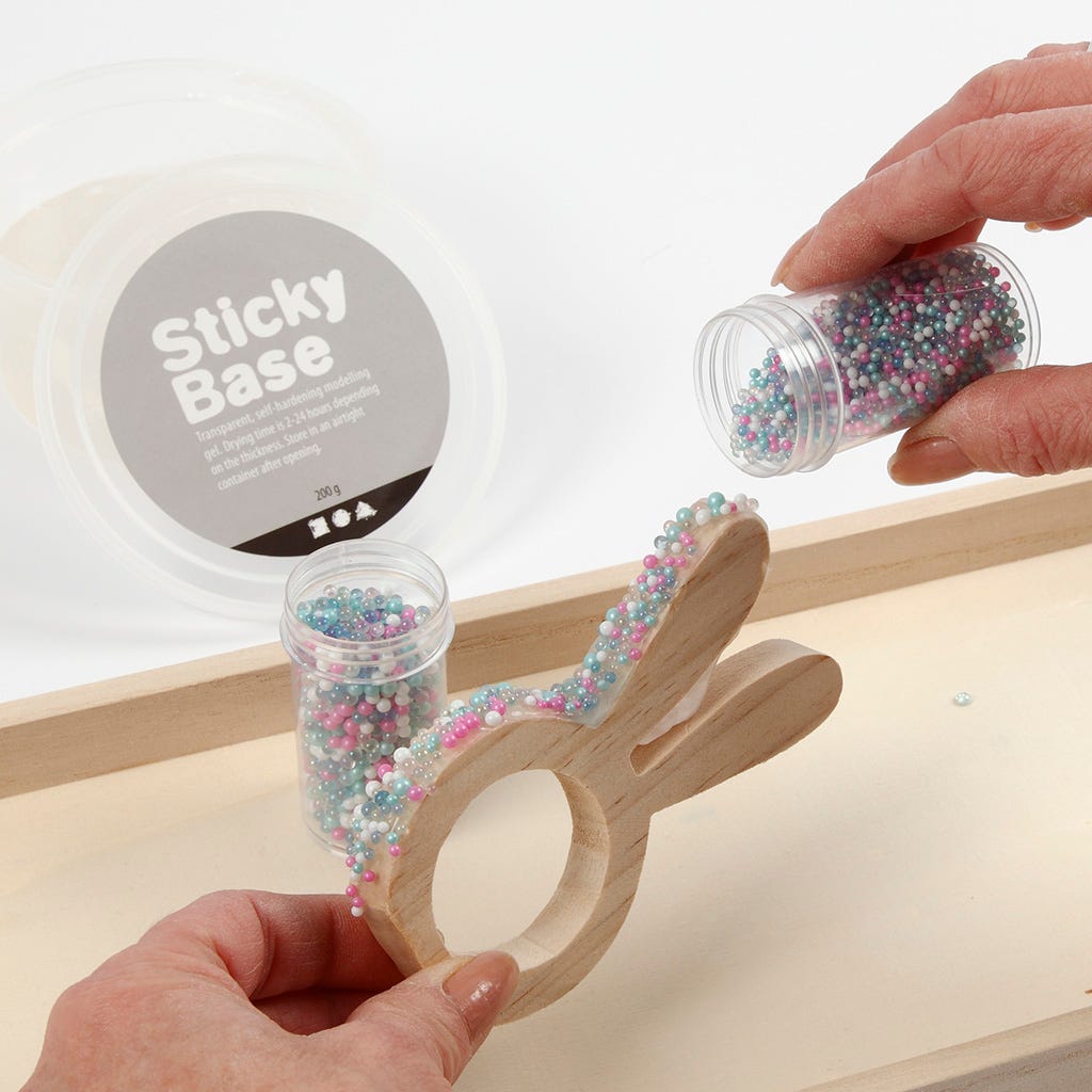 absorption lave et eksperiment essens Påske servietring af træ dekoreret med mini glaskugler | DIY idé med  step-by-step vejledning